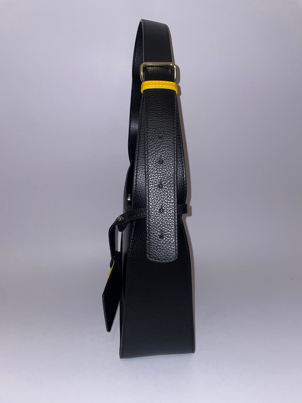 Borsa Carry Small in pelle di vitello Martellata Nero