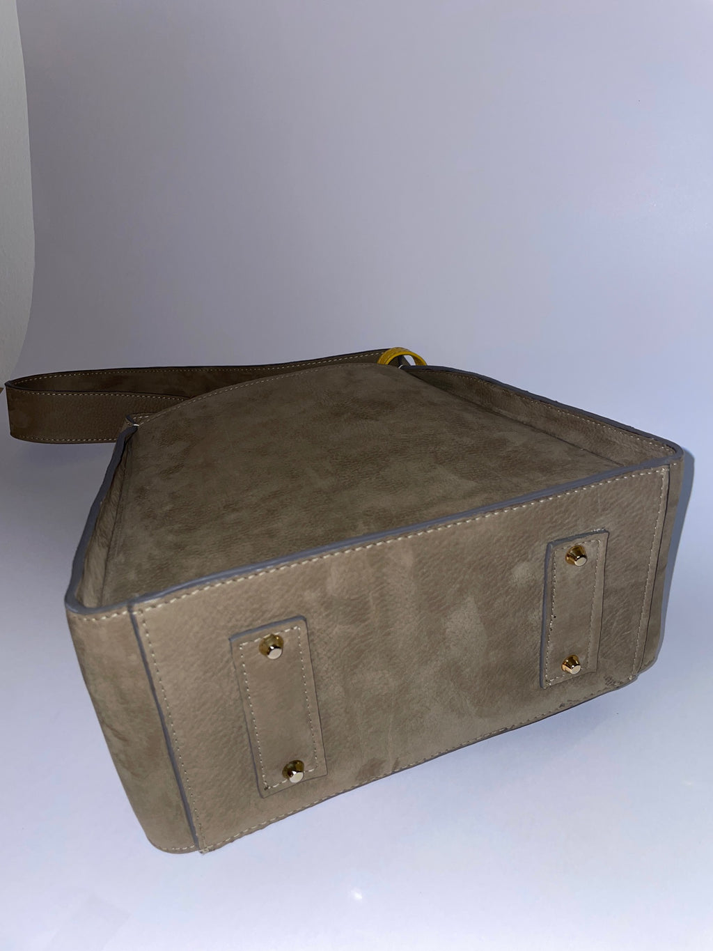 Borsa Carry Small in pelle di vitello Nabuk