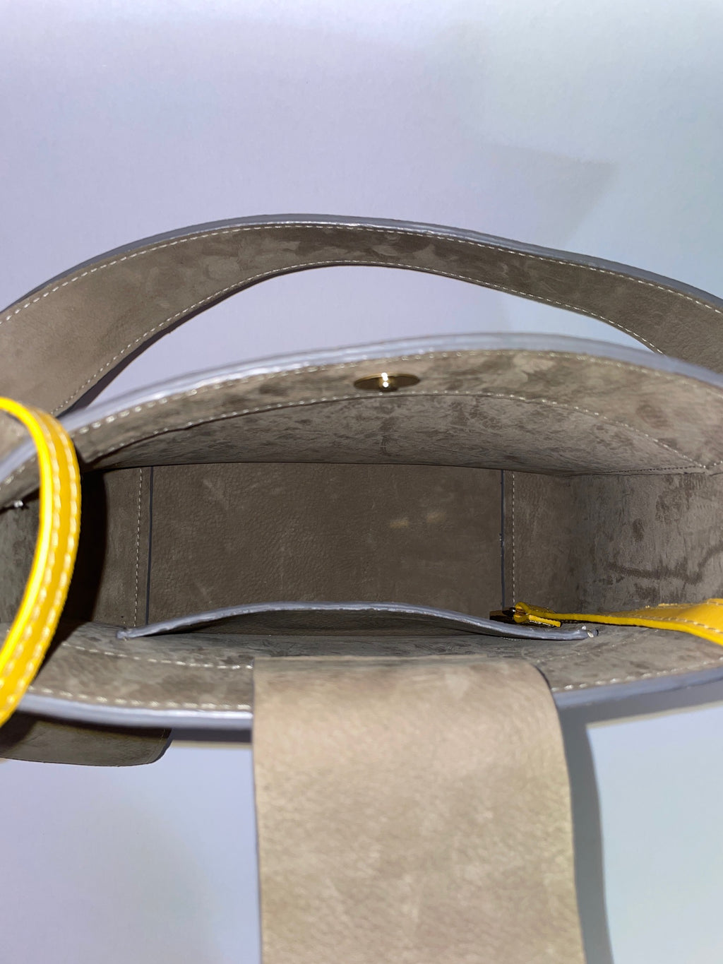 Borsa Carry Small in pelle di vitello Nabuk