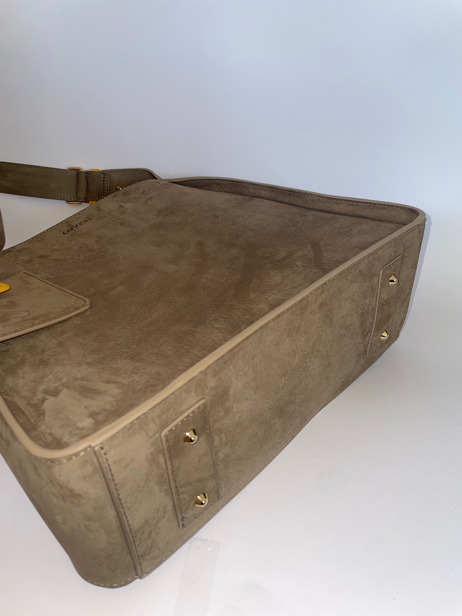 Borsa Carry Medium in pelle di vitello Nabuk