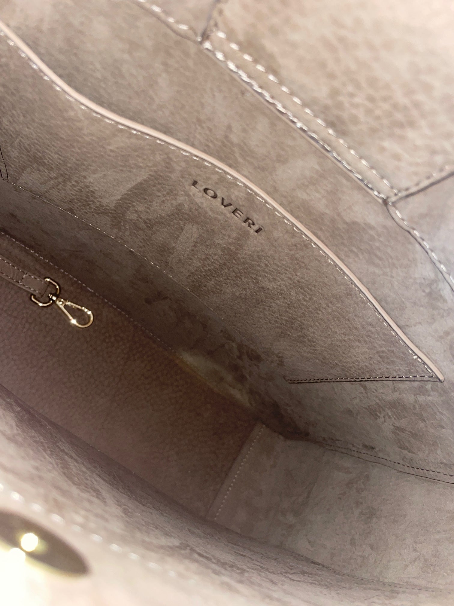 Borsa Carry Medium in pelle di vitello Nabuk